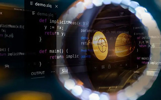 昌邑 ,php声明和调用变量的符号是什么？